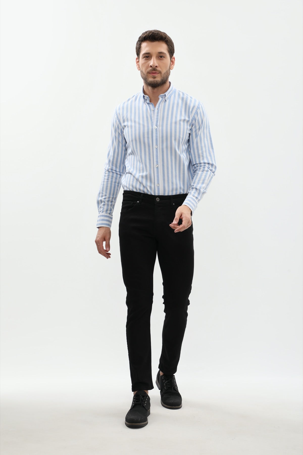 جينز جينز بقصة Slim Fit من JEANSPRO - أسود