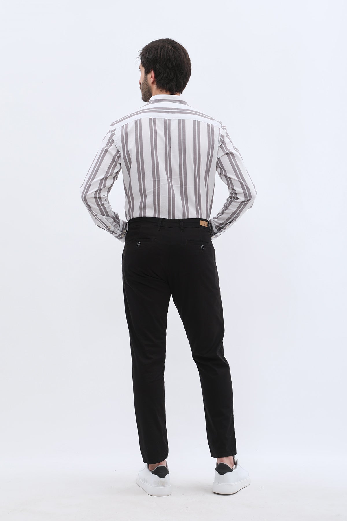 بنطلون جينزبرو قطني بقصّة Slim Fit - أسود