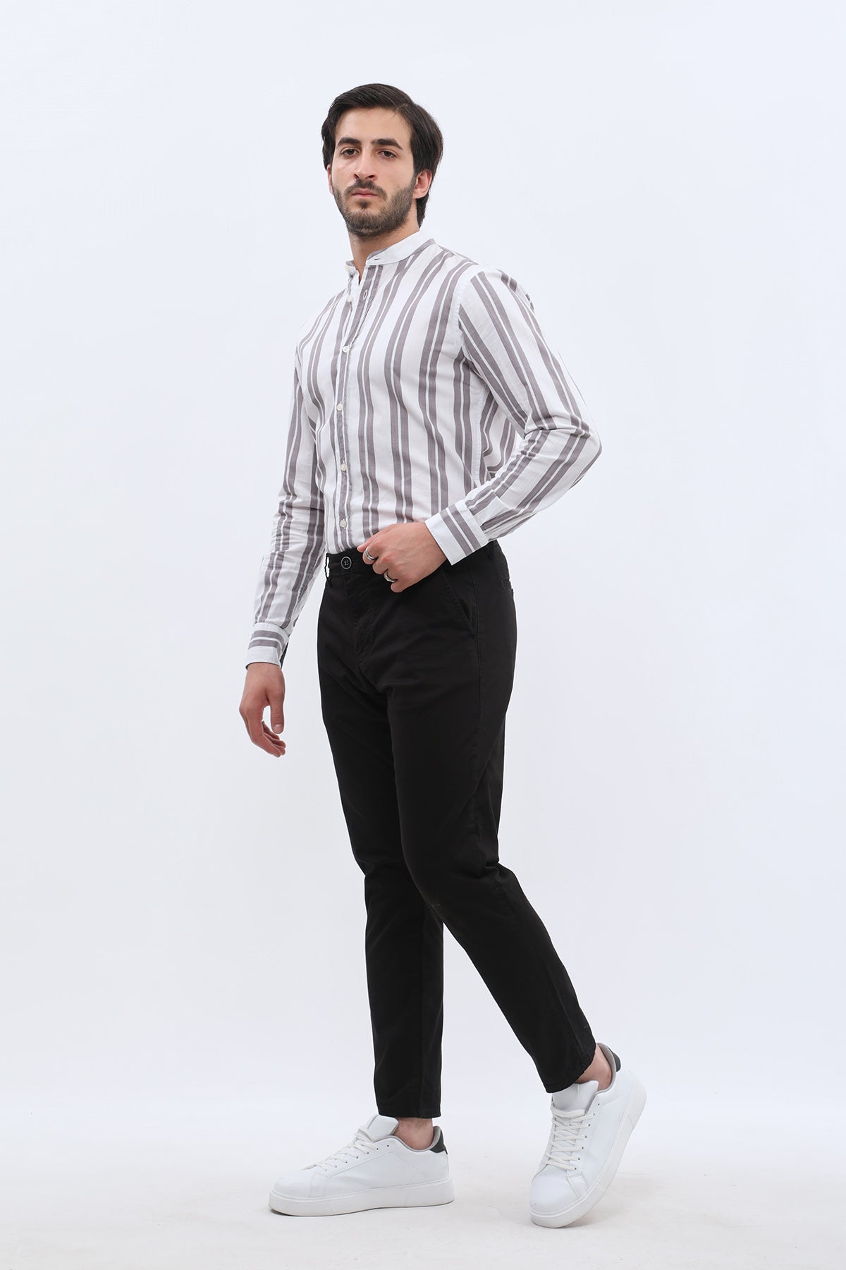 بنطلون جينزبرو قطني بقصّة Slim Fit - أسود