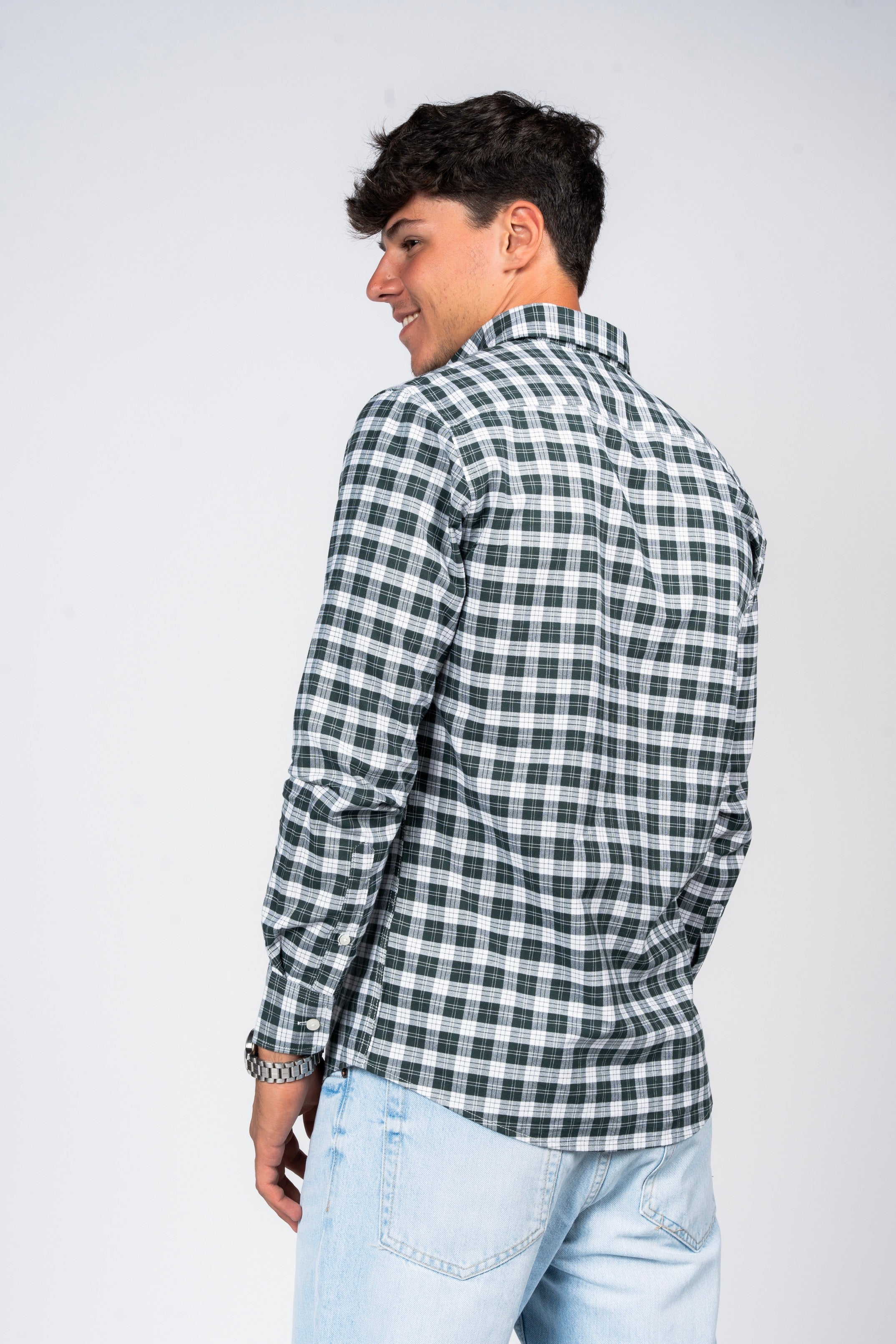 قميص SHIRTS PRO من القطن بأكمام طويلة وقصّة أنيقة وأزرار - Pine Grove Checked